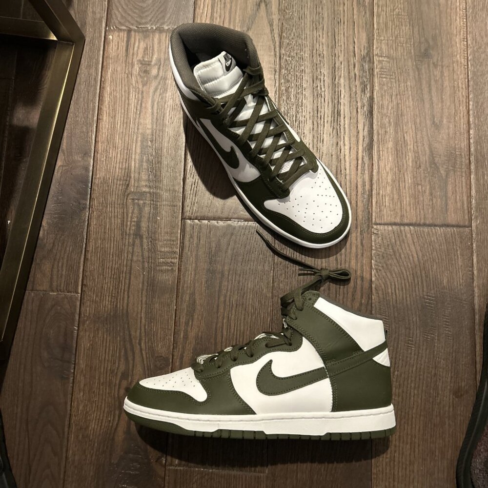 Nike Dunk Hi Retro Sneaker Men's Size 11 White/ Cargo Khaki DD1399-107